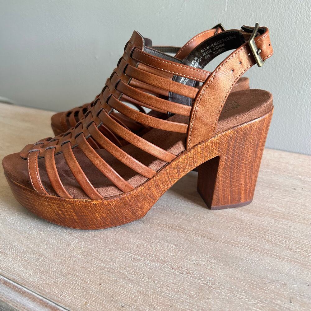 Boho Retro Brown Strappy blockheel Platform Fall Sandals.